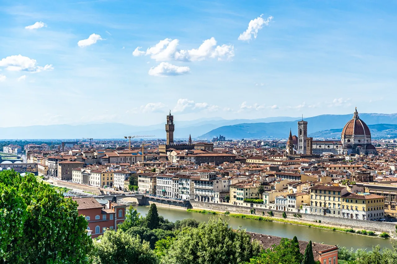 Vue sur les toits de Florence et sa cathédrale